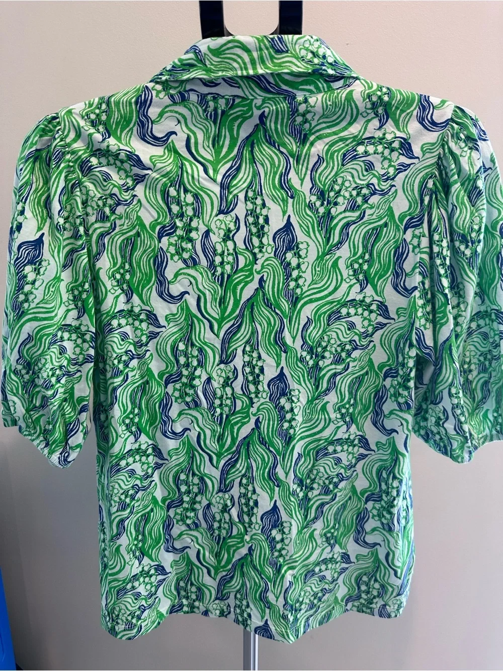 Lilly Pulitzer Green and Blue Abstract Print Button-Down Top
